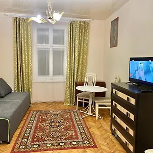https://apartamenti-v-istorichnomu-centri-lvova.hotelslviv.net