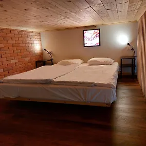 nowy-apartament-blisko-rynku-i-dworca.krakowhotelspoland.com/