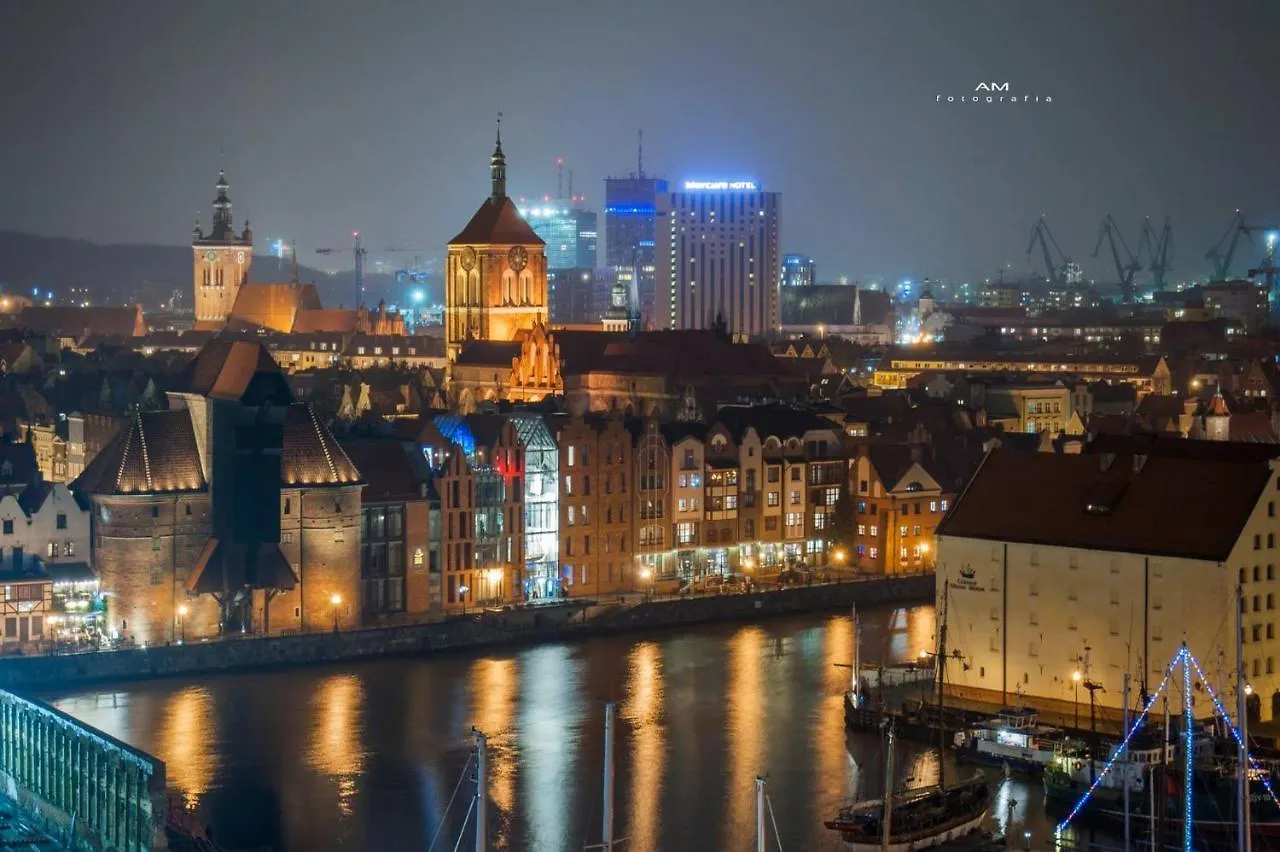Lägenhet Studio Four Seasons With Parking Place Gdańsk Polen
